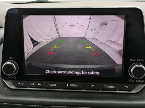 Used 2021 Nissan Rogue S image 7