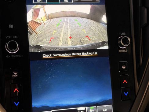 Used 2025 Subaru Crosstrek 2.5i Premium w/ Convenience Package #2 image 19