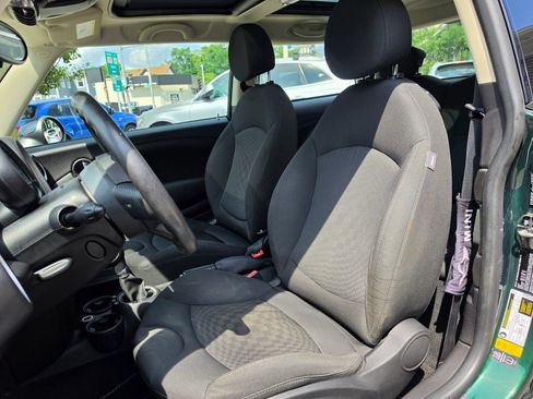 Used 2013 MINI Cooper Hardtop FWD image 9