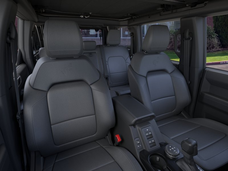 New 2026 Ford Bronco Outer Banks w/ Sasquatch Package AWD/4WD image 10