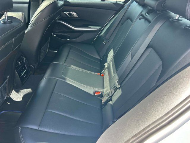 Used 2023 BMW 330e xDrive AWD/4WD image 19