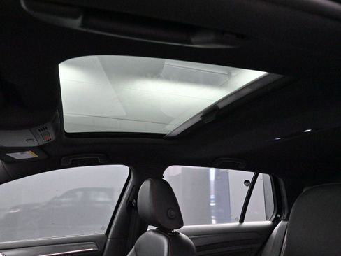 Used 2019 Volkswagen GTI SE w/ SE Experience Package image 28