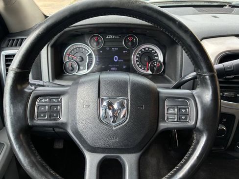 Used 2016 RAM 2500 SLT w/ Comfort Group AWD/4WD image 14