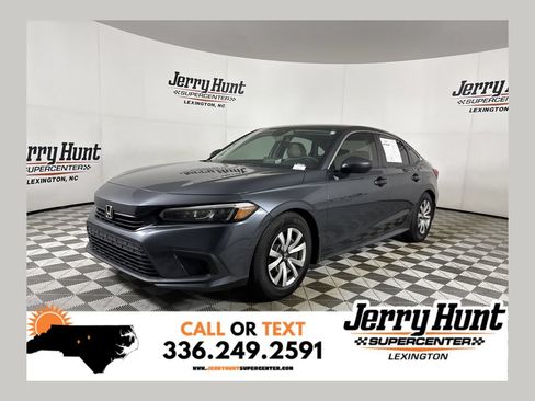 Used 2023 Honda Civic LX image 1
