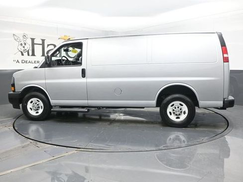 Used 2024 Chevrolet Express 3500 image 48