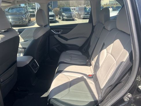 Used 2021 Subaru Forester Limited image 4