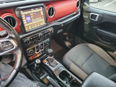 Used 2019 Jeep Wrangler Unlimited Rubicon image 15