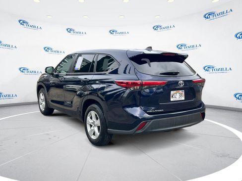 Used 2023 Toyota Highlander L image 3