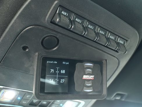 Used 2024 Ford F250 Platinum AWD/4WD image 39
