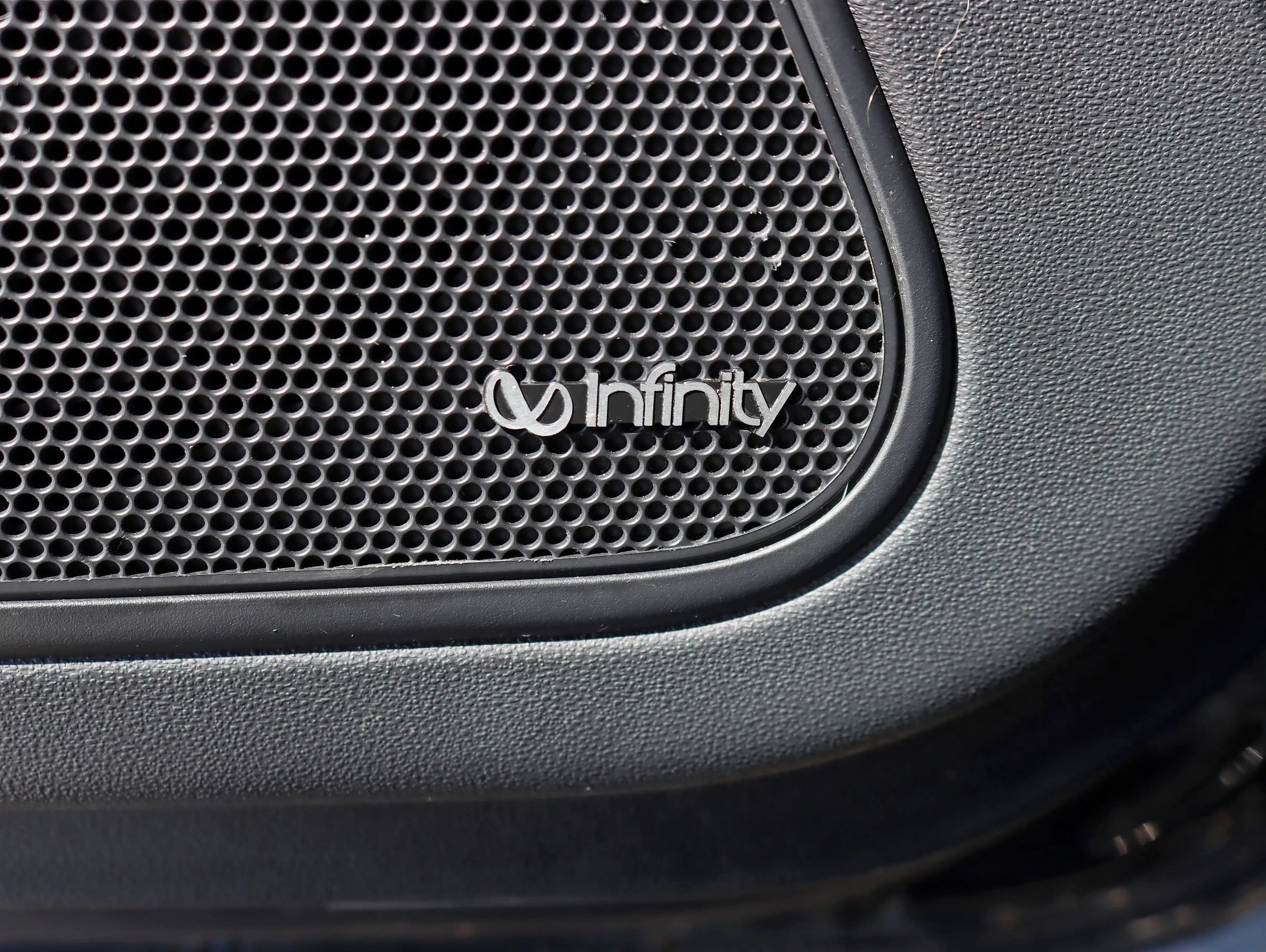 Used 2014 Hyundai Genesis 3.8 RWD image 28