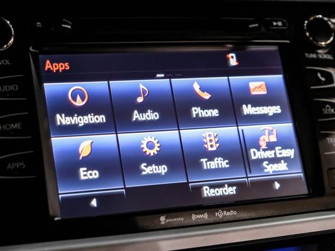 Used 2018 Toyota Highlander XLE w/ Protection Package #3 AWD/4WD image 27