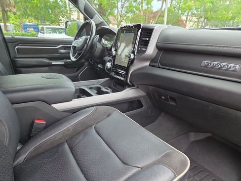 Used 2023 RAM 1500 Laramie AWD/4WD image 13
