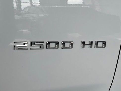 Used 2025 Chevrolet Silverado 2500 LT w/ Convenience Package image 4