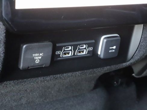 New 2024 Jeep Grand Wagoneer Series II AWD/4WD image 31