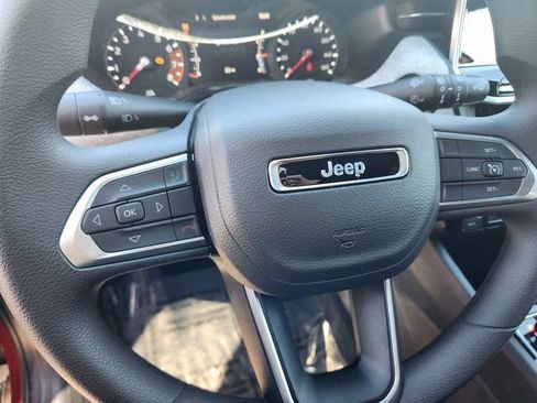 New 2025 Jeep Compass Sport image 21