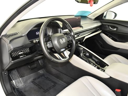 Certified 2023 Honda Accord Touring image 36