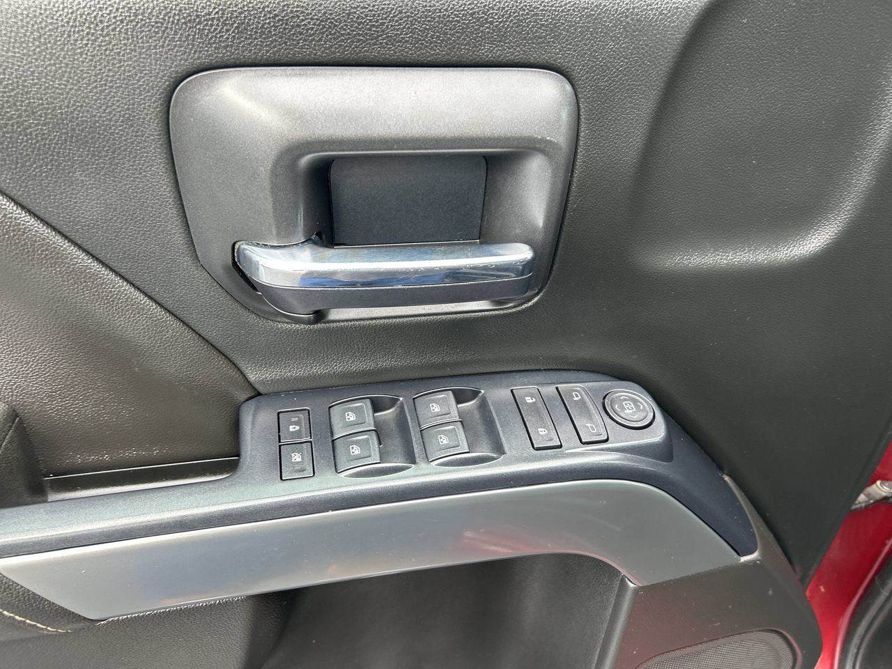 Used 2019 Chevrolet Silverado 1500 LT w/ All Star Edition AWD/4WD image 21