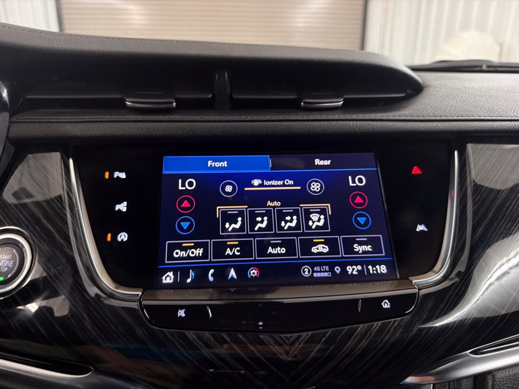Used 2023 Cadillac XT6 Premium Luxury w/ Technology Package FWD image 32