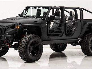 Used 2025 Jeep Gladiator Sport video 2