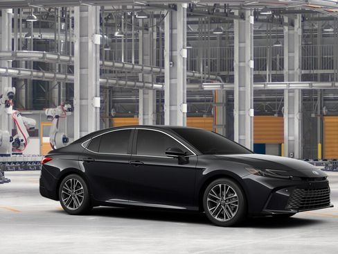 New 2026 Toyota Camry XLE AWD/4WD image 14