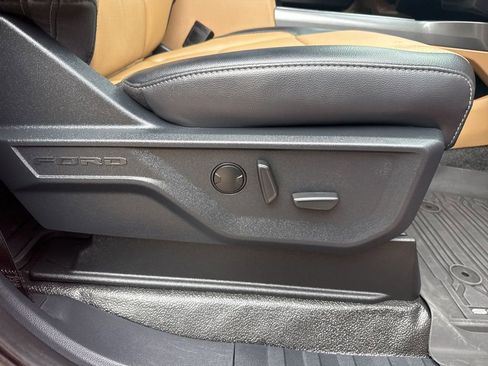 Used 2025 Ford F350 Lariat w/ Lariat Ultimate Package image 38