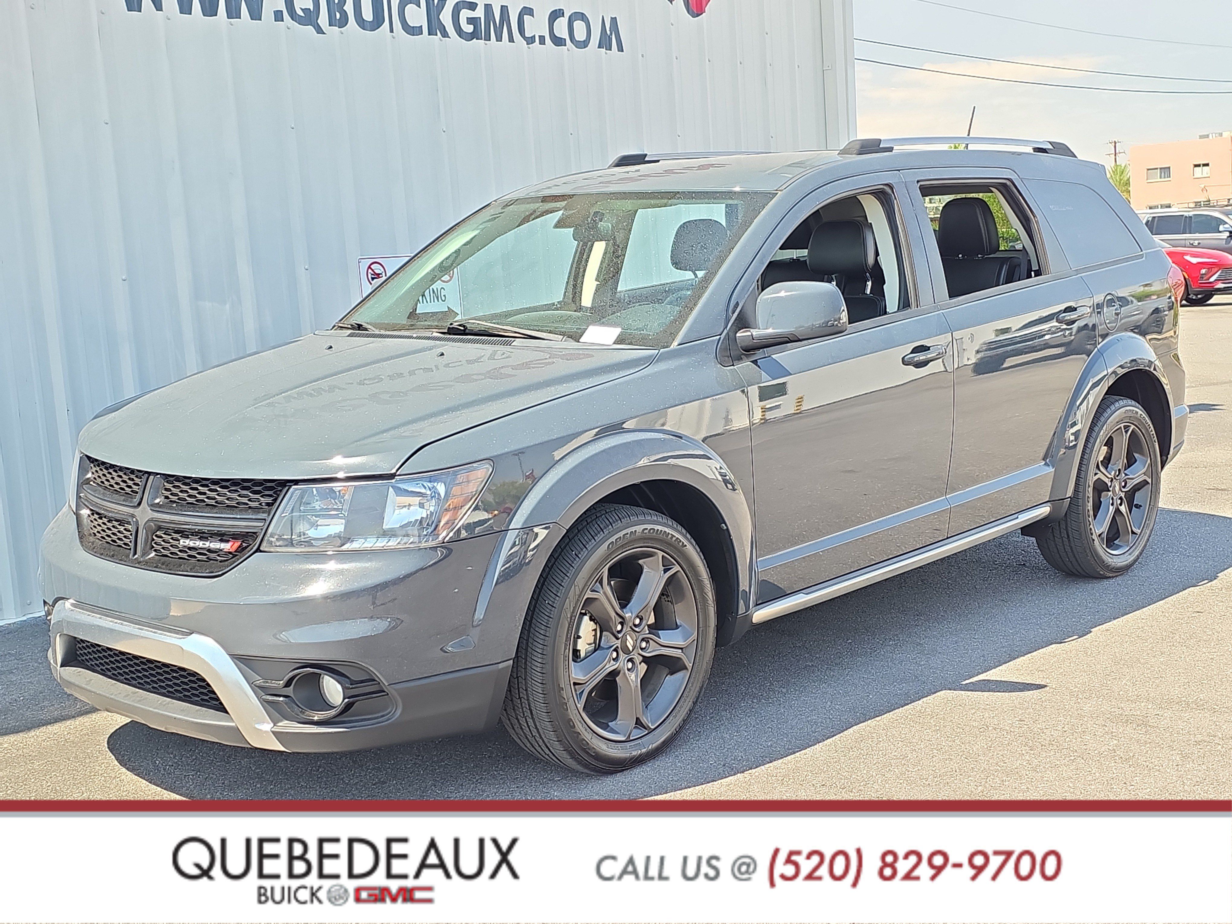 Used 2018 Dodge Journey Crossroad w/ Driver Convenience Group FWD image 3