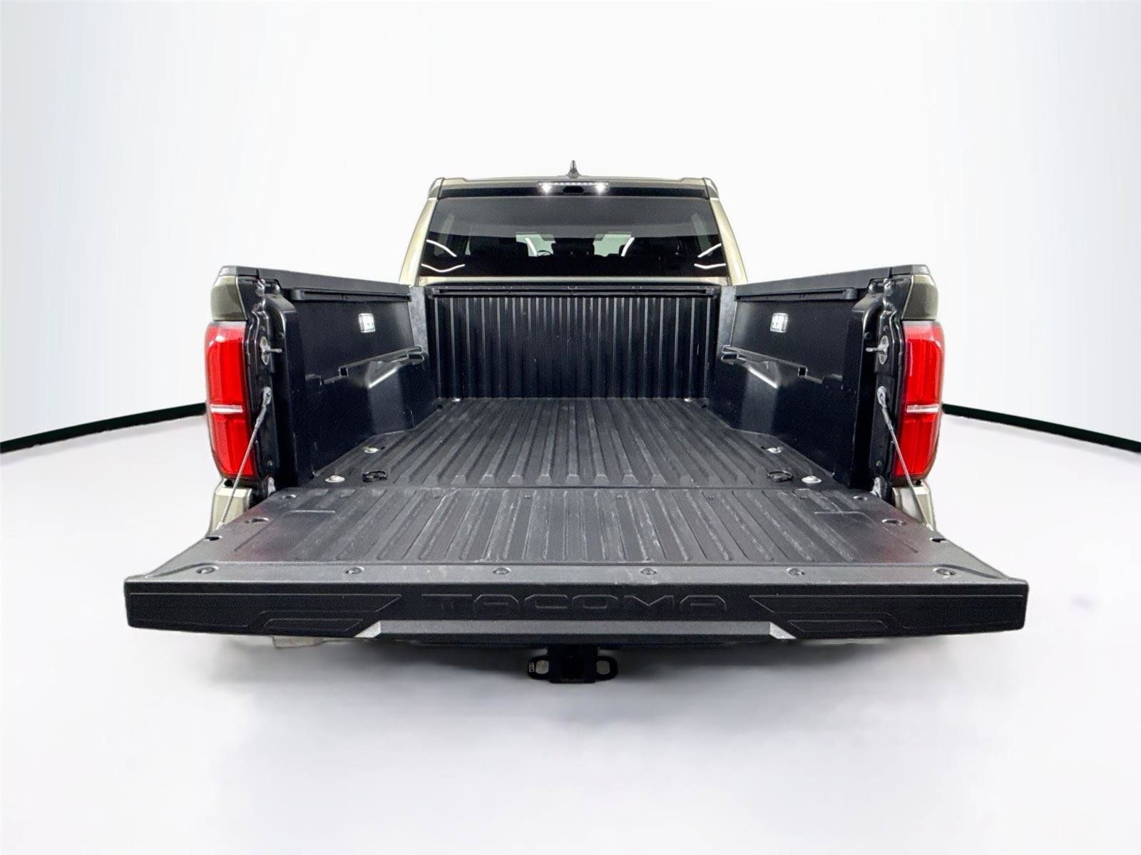 Used 2024 Toyota Tacoma TRD Off-Road AWD/4WD image 34