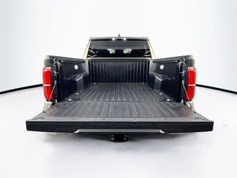 Used 2024 Toyota Tacoma TRD Off-Road AWD/4WD image 34