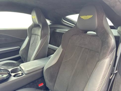 Used 2025 Aston Martin V8 Vantage Coupe RWD image 12