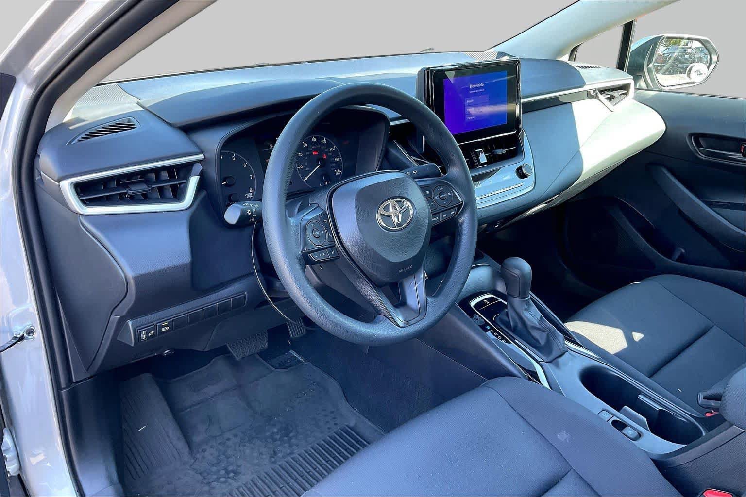 Used 2024 Toyota Corolla LE FWD image 16