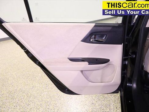 Used 2013 Honda Accord LX image 27