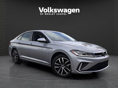 Certified 2025 Volkswagen Jetta SE