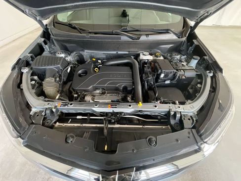 Used 2024 Chevrolet Equinox LT AWD/4WD image 25