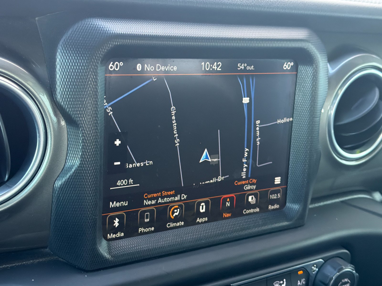 Used 2018 Jeep Wrangler Unlimited Sahara AWD/4WD image 35