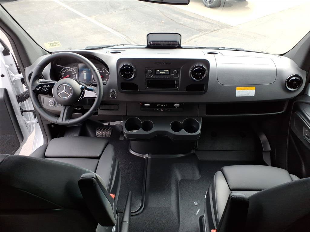 New 2026 Mercedes-Benz Sprinter 2500 image 27