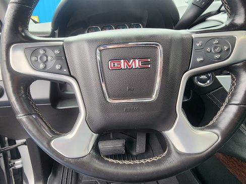 Used 2019 GMC Yukon SLT image 17