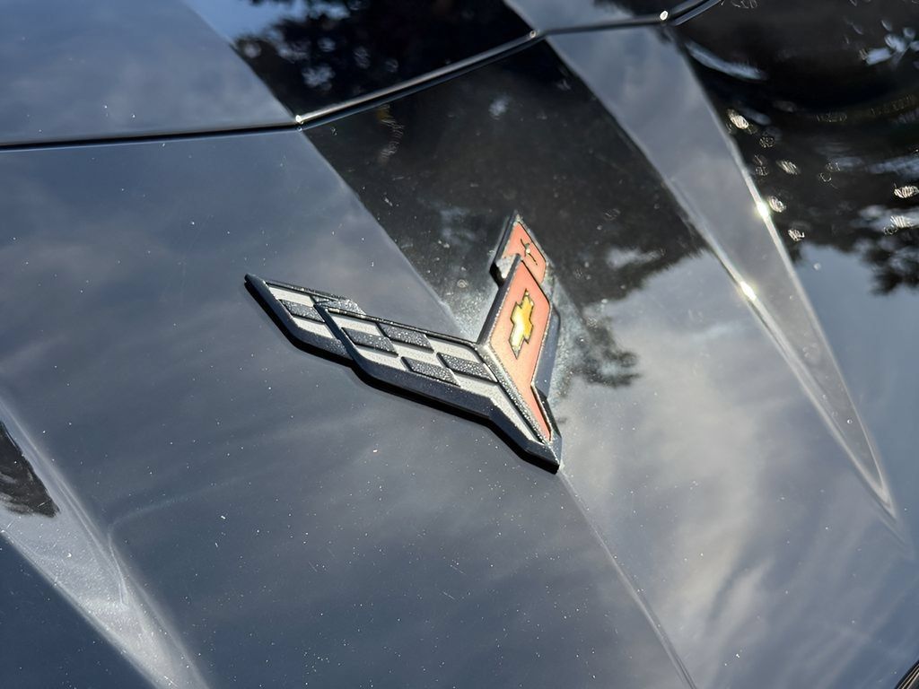 Used 2023 Chevrolet Corvette Stingray Preferred Cpe w/ Z51 Performance Package RWD image 28