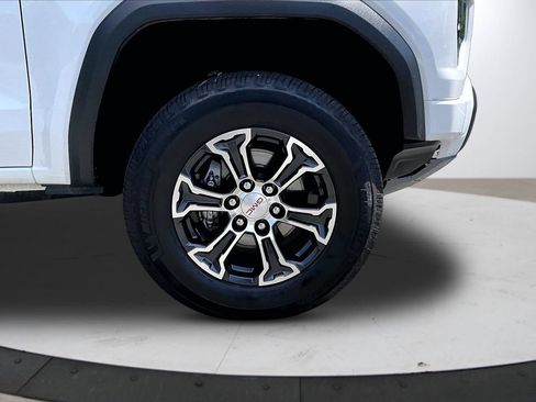 Used 2023 GMC Canyon AT4 AWD/4WD image 32