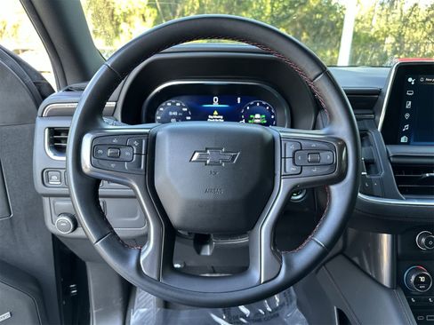 Used 2024 Chevrolet Suburban RST image 15