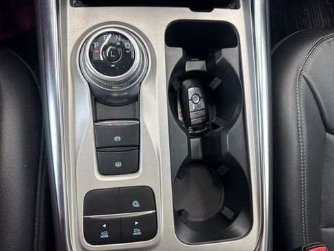 Used 2023 Ford Explorer Limited w/ Limited Technology Package image 30
