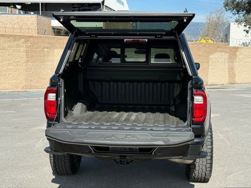 Used 2023 GMC Canyon AT4 image 17