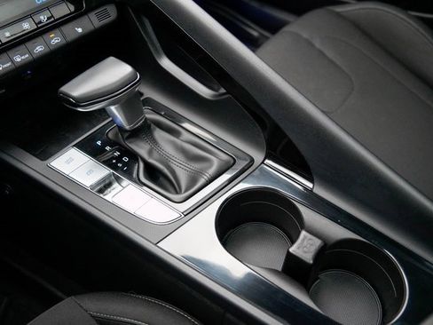 Used 2022 Hyundai Elantra SEL w/ Convenience + Premium Package image 31