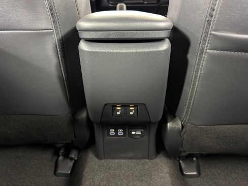Used 2024 Toyota Prius Prime Premium w/ Advanced Technology Package FWD image 34