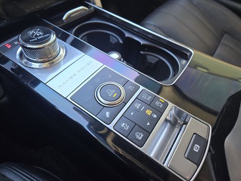 Used 2016 Land Rover Range Rover Supercharged image 22