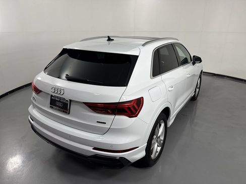 Used 2020 Audi Q3 2.0T Premium Plus AWD/4WD image 37
