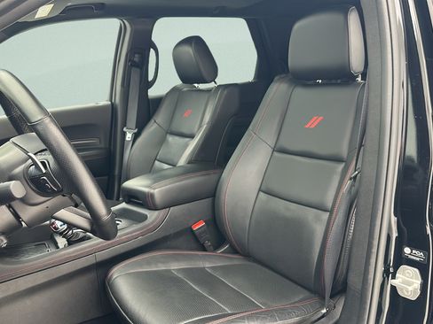 Used 2025 Dodge Durango GT AWD/4WD image 13