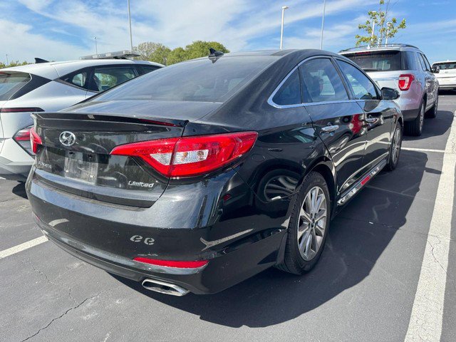 Used 2016 Hyundai Sonata Limited w/ Option Group 04 FWD image 2