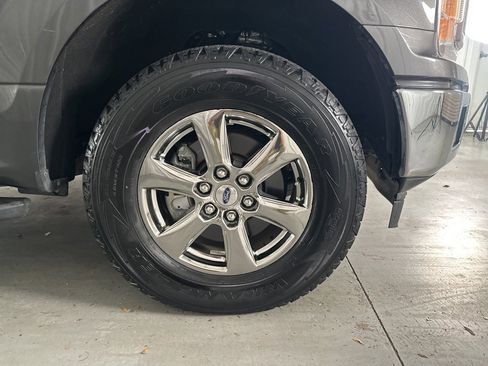 Used 2020 Ford F150 XLT w/ Equipment Group 302A Luxury image 4