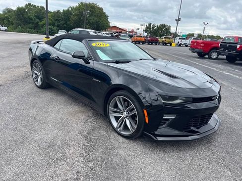 Used 2017 Chevrolet Camaro SS image 7