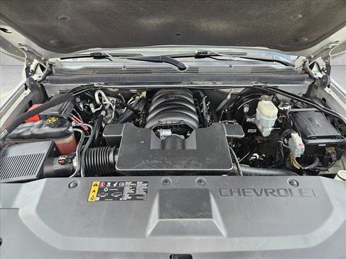 Used 2019 Chevrolet Tahoe Premier RWD image 23